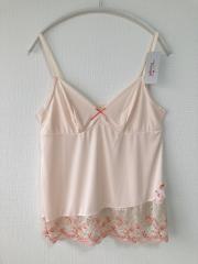 Triumph、L（アンダーウェア）、ランジェリー