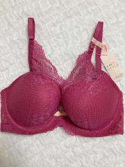 AMO'S STYLE by Triumph