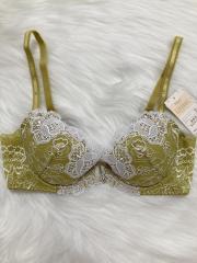 Wacoal Wing Lesiage、B65、ブラジャー