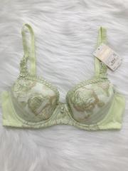 Wacoal Wing Lesiage、B65、ブラジャー