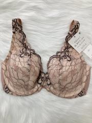 Wacoal ALULA、D75、ブラジャー