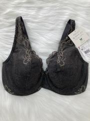 Wacoal ALULA、D75、ブラジャー
