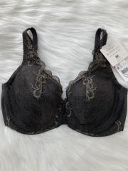 Wacoal ALULA、D80～、ブラジャー