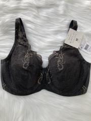 Wacoal ALULA、D80～、ブラジャー