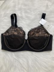 Wacoal ALULA（D80）