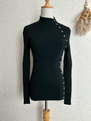 Eimee Law、38、カットソー