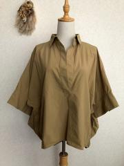 Dignite collier、F（フリー）、シャツ・ブラウス