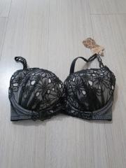X-RATED、E75、ブラジャー