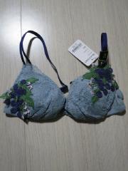 PEACH JOHN、B65、ブラジャー