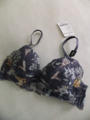 PEACH JOHN、B65、ブラジャー