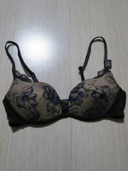 PEACH JOHN、B65、ブラジャー