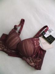 SALON by PEACH JOHN、B70、ブラジャー