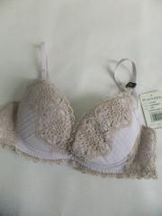 PEACH JOHN、C65、ブラジャー
