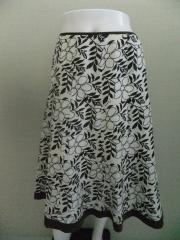 BURBERRY、大きいサイズ、スカート