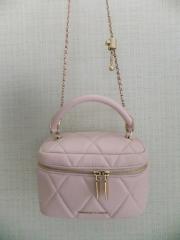 CHARLES & KEITH、その他、バッグ