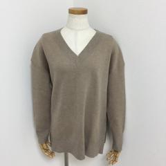 UNTITLED、Mサイズ、ニット