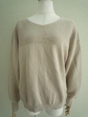 23区、38、ニット