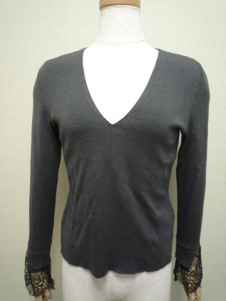 6.5万✨未使用 フォクシー ニットトップ ロゴプレート23年 シエル 38