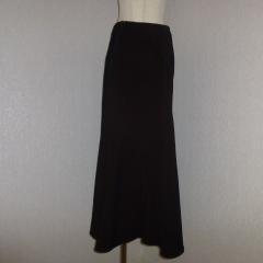 Mimigue Radieuxse、38、スカート