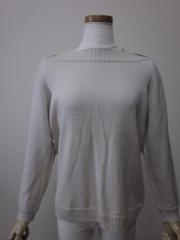 自由区、13号、ニット