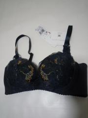 Wacoal Lasee、C65、ブラジャー