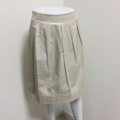 23区、36、スカート