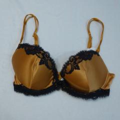 LISE CHARMEL、C75、ブラジャー