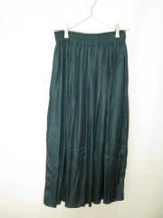 Te chichi、F（フリー）、スカート